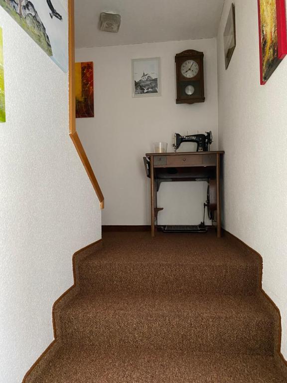 Privatzimmer / bed & breakfast room 3